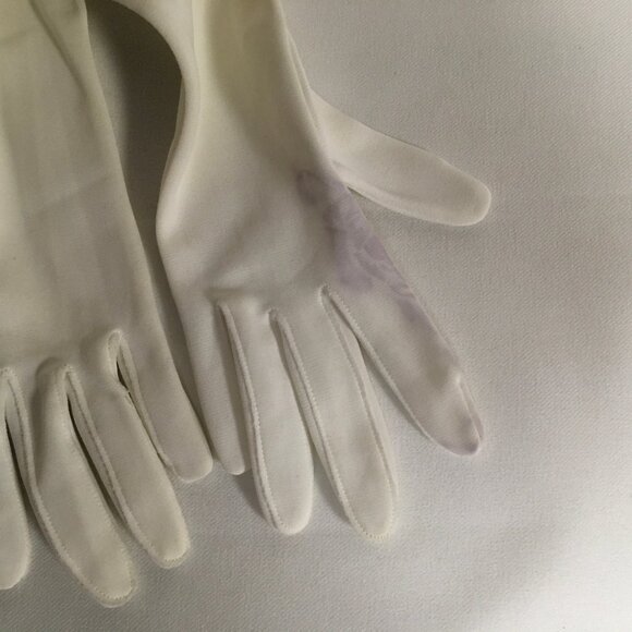 Vintage Kayser Womens Gloves Cream Off White Nylon Made In Canada Dress Up - Picture 3 of 4